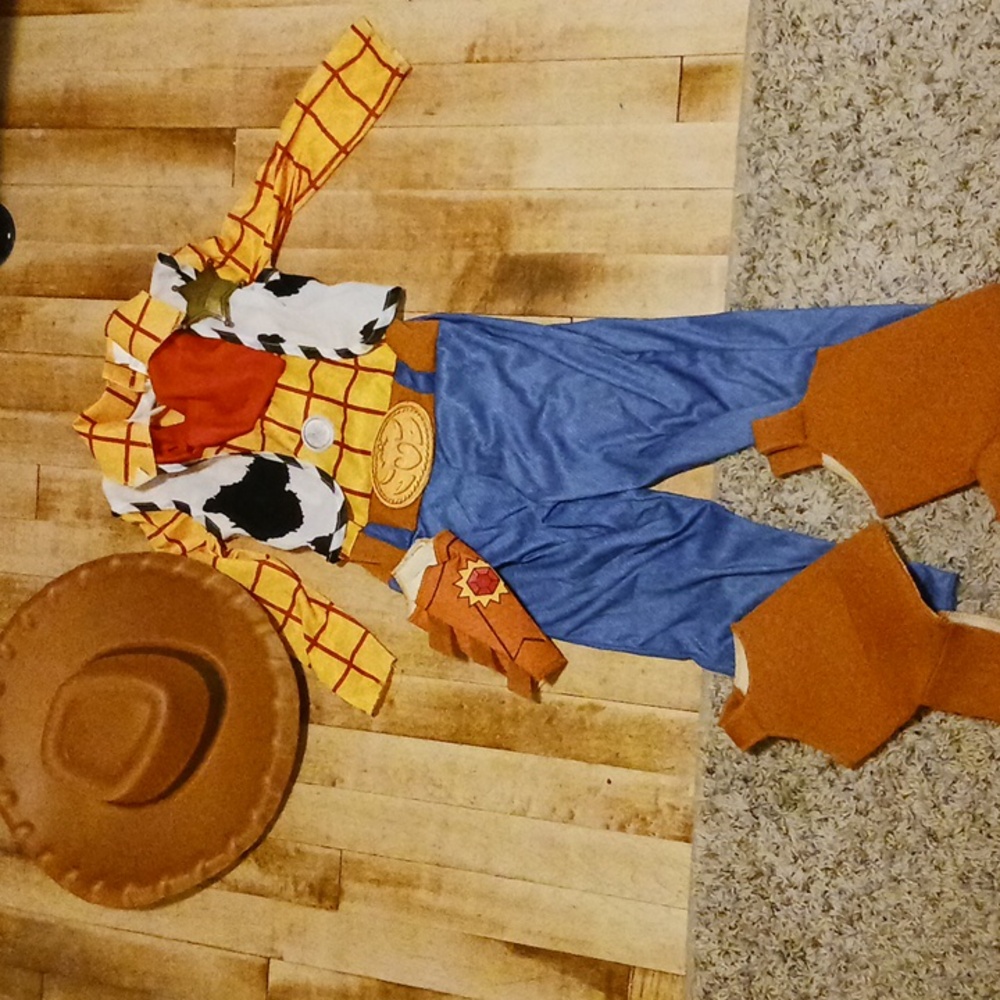 Woody costume
